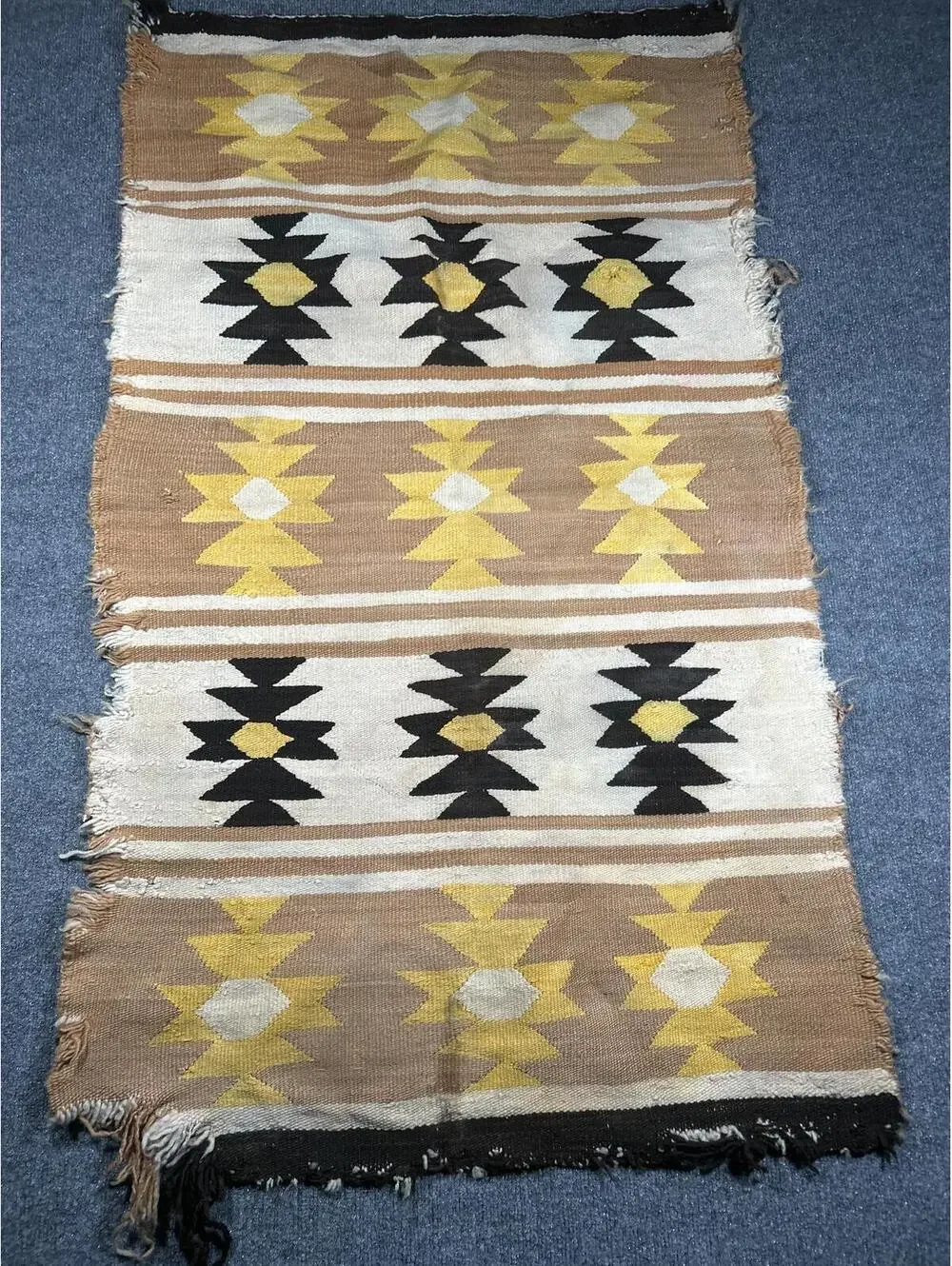 Authentic vintage Navajo Chinle regional style rug
